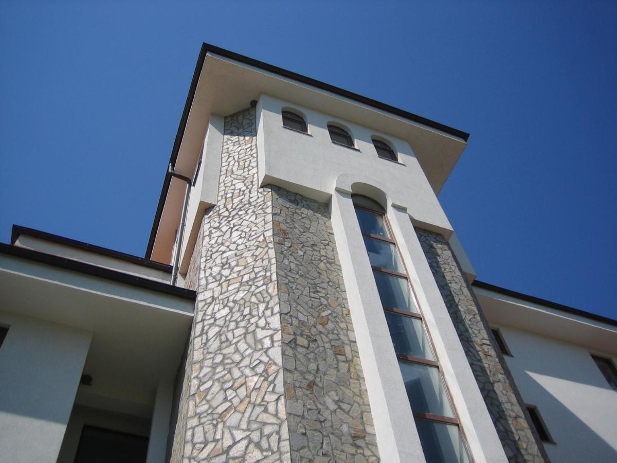 Chateau Del Mar Holiday Apartments Slăntjev Brjag Exteriör bild