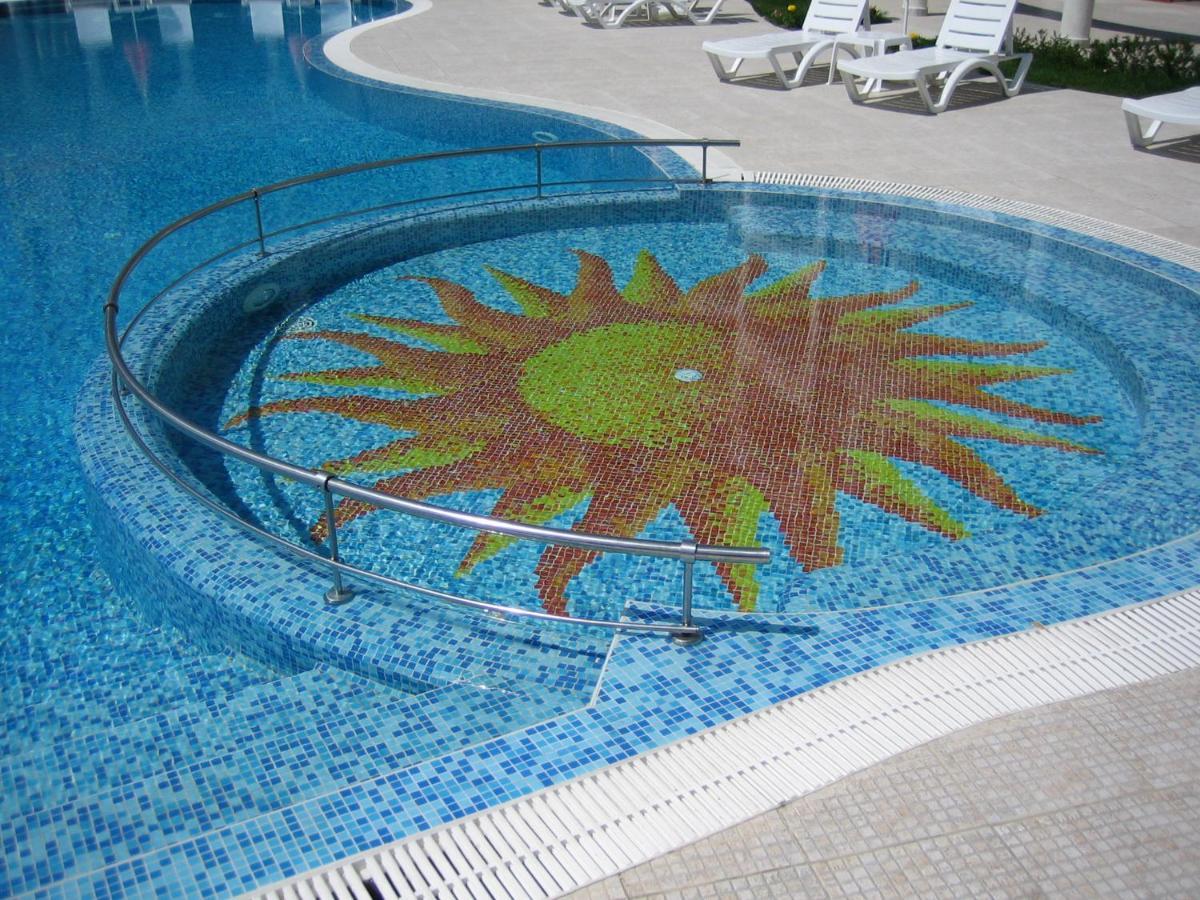 Chateau Del Mar Holiday Apartments Slăntjev Brjag Exteriör bild