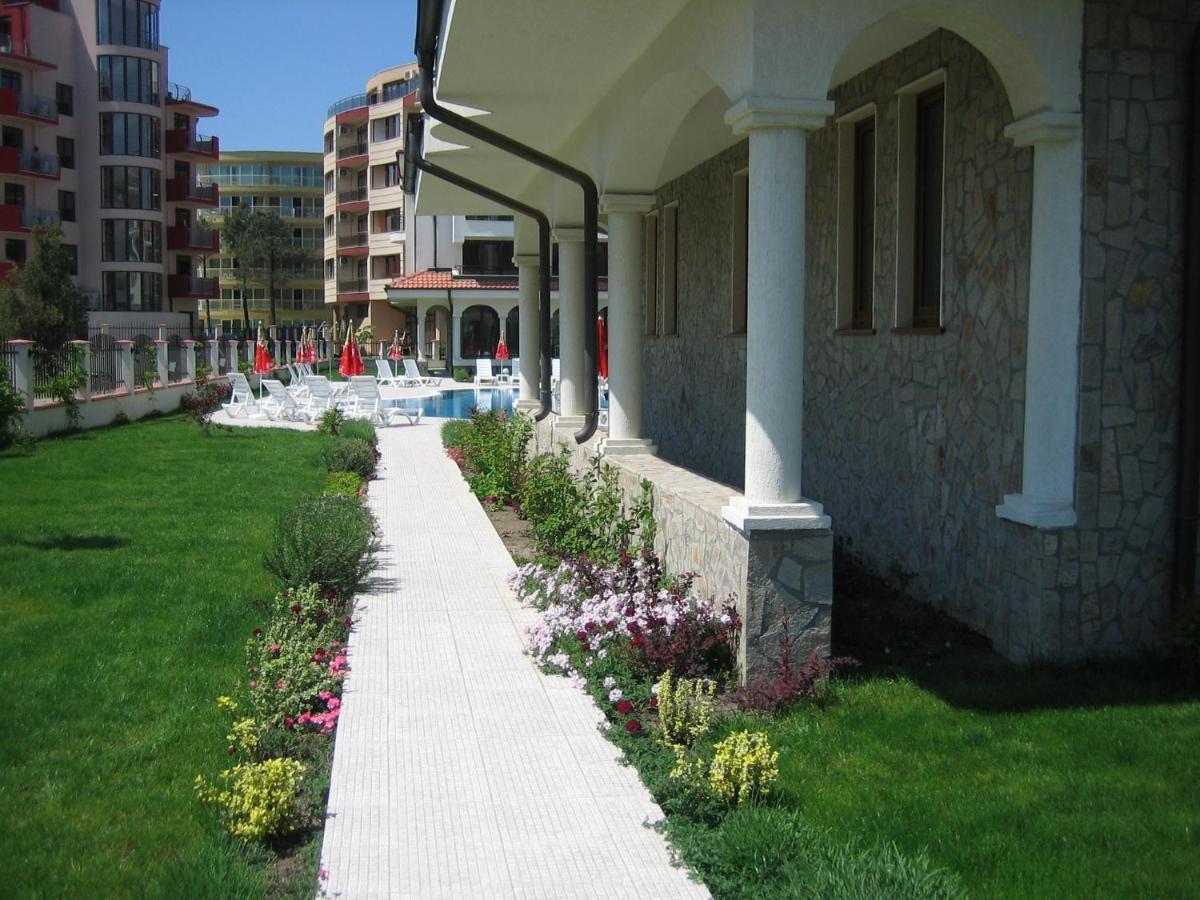 Chateau Del Mar Holiday Apartments Slăntjev Brjag Exteriör bild