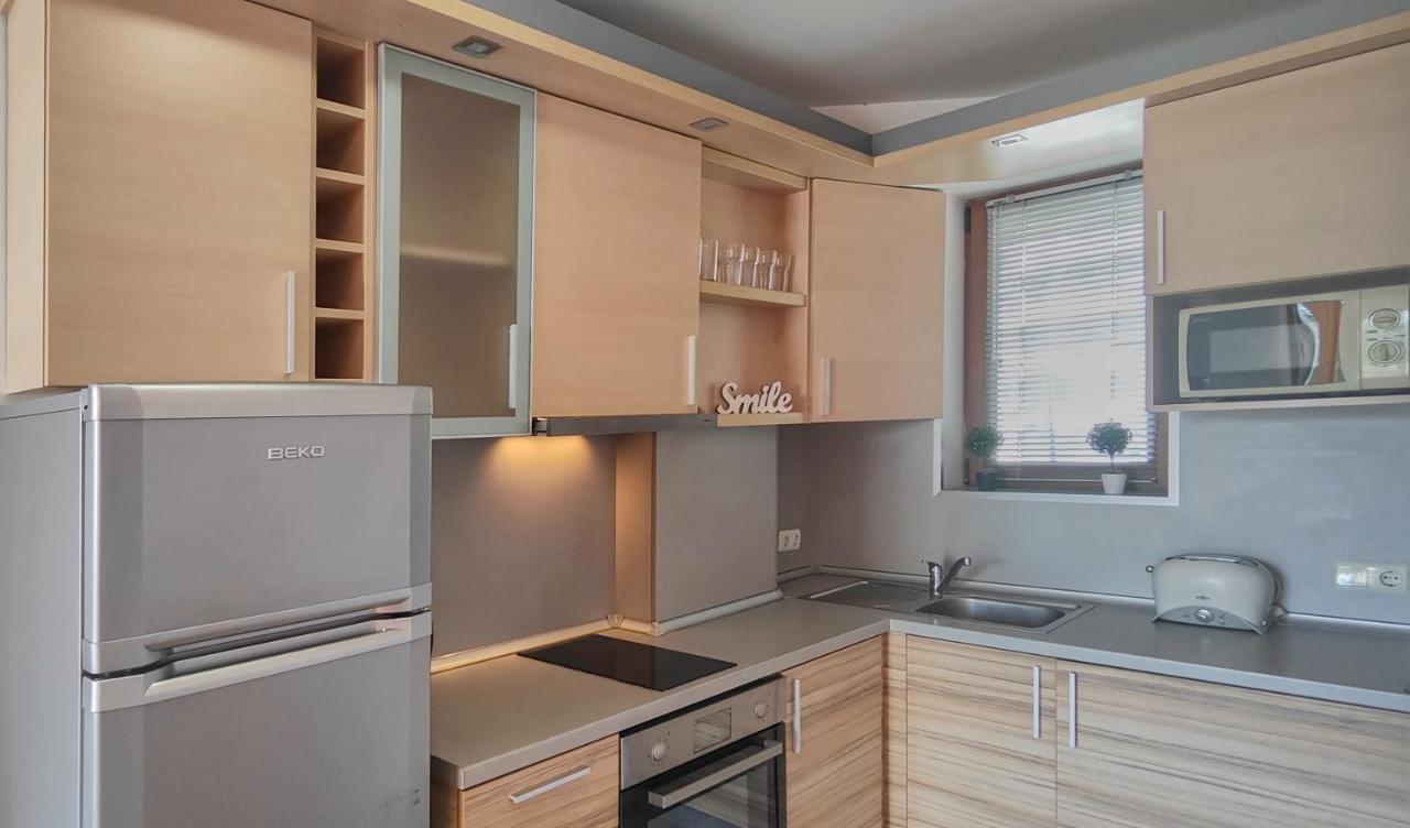 Chateau Del Mar Holiday Apartments Slăntjev Brjag Exteriör bild