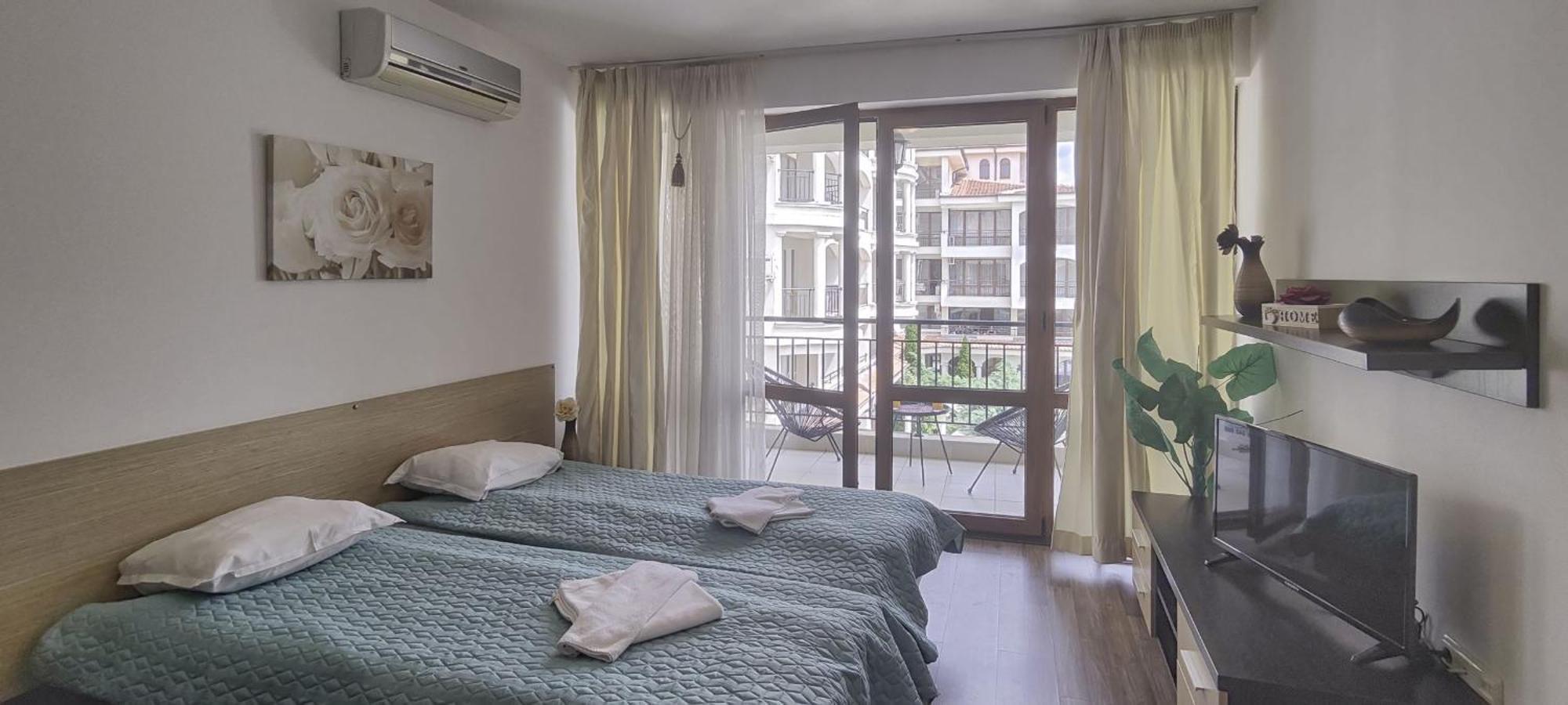 Chateau Del Mar Holiday Apartments Slăntjev Brjag Exteriör bild